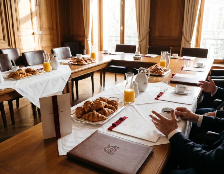 Petit-déjeuner d'affaires